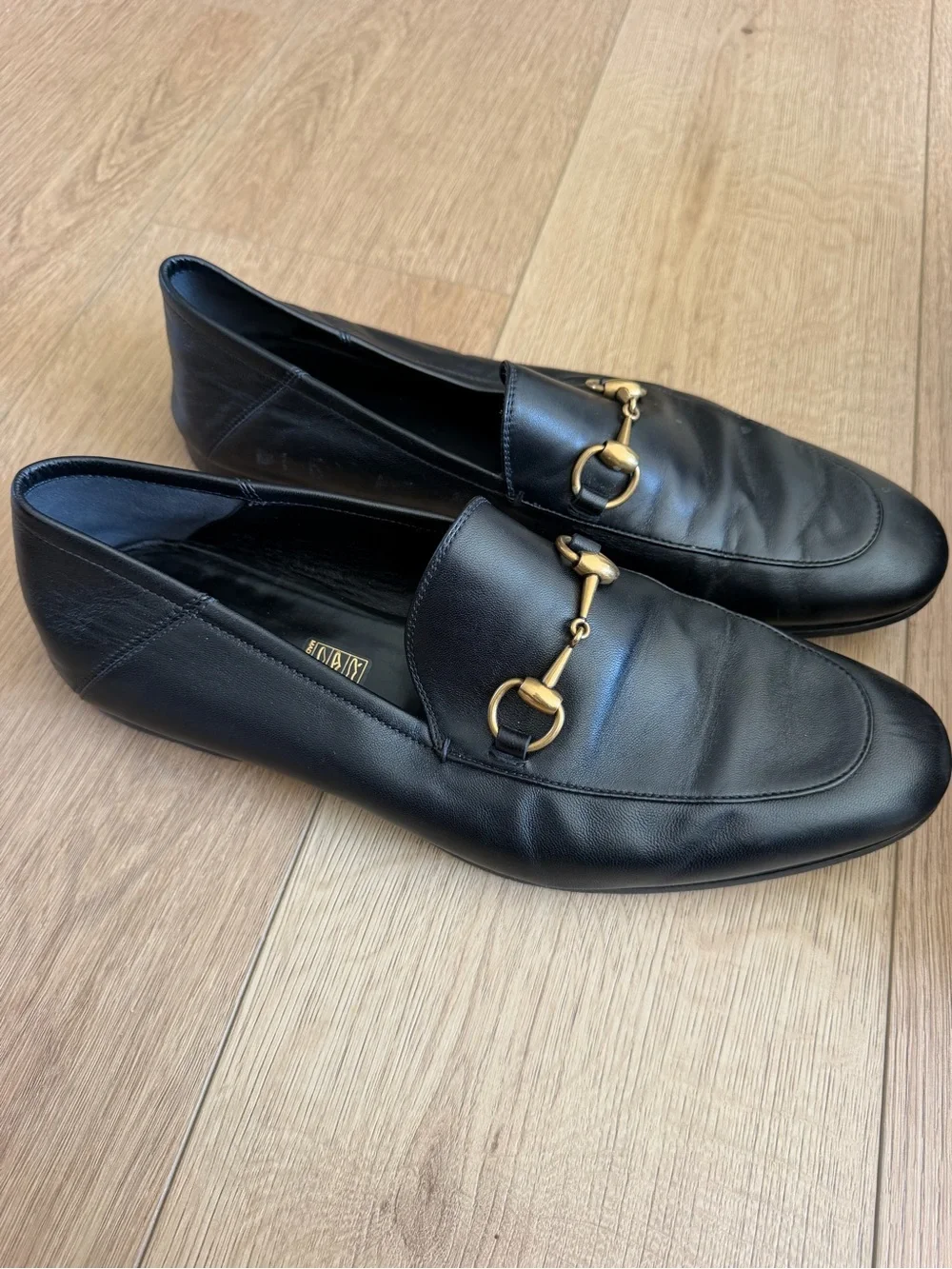 Gucci classic black